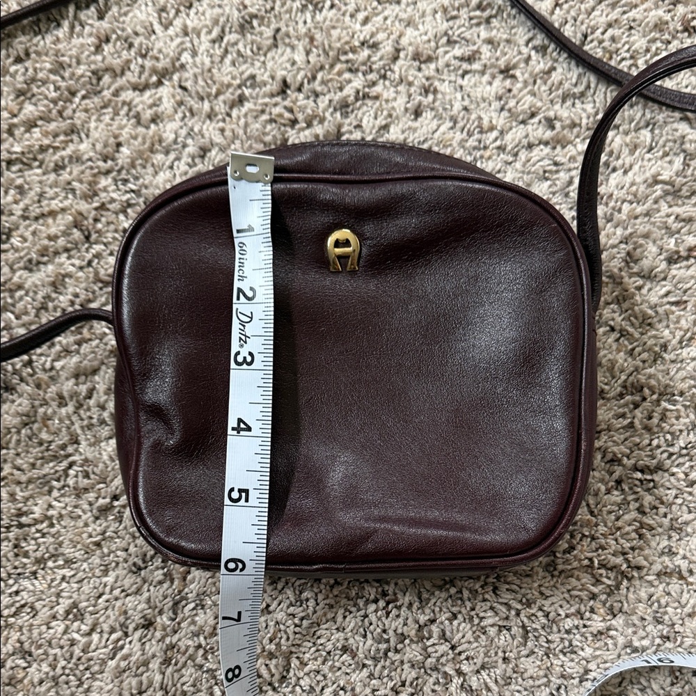 Vintage 90’s Etienne Aigner Leather Crossbody Mini Camera Bag - Picture 8 of 9